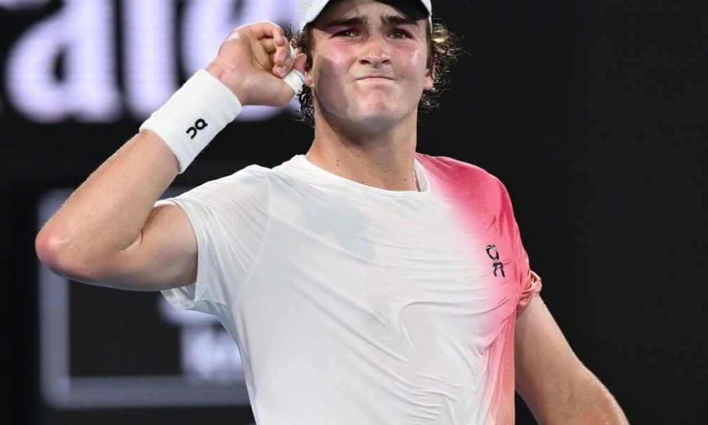 João Fonseca se tornou o brasileiro melhor colocado no ranking da ATP. Foto: Reprodução/Instagram @australianopen
