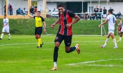 Matheus Bambu retorna ao Santa Cruz após defender o Confiança/SE neste ano. Foto: Santa Cruz FC