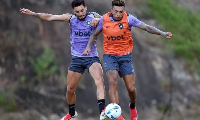 Telles e Jesus. Treino do Botafogo, Esoaco Lonier. 17 de Fevereiro de 2025, Rio de Janeiro, RJ, Brasil. Foto: Vitor Silva/Botafogo.