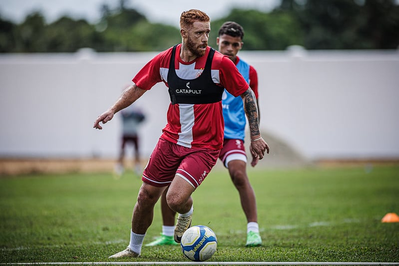 Souza retorna a equipe após se recuperar de uma lesão muscular. Foto: Gabriel Leite/América FC