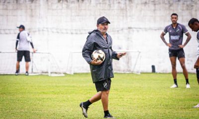 O técnico Ney Franco relacionou 22 jogadores para a partida contra o Olaria/RJ, pela Copa do Brasil. Foto: Rennê Carvalho/ABC FC
