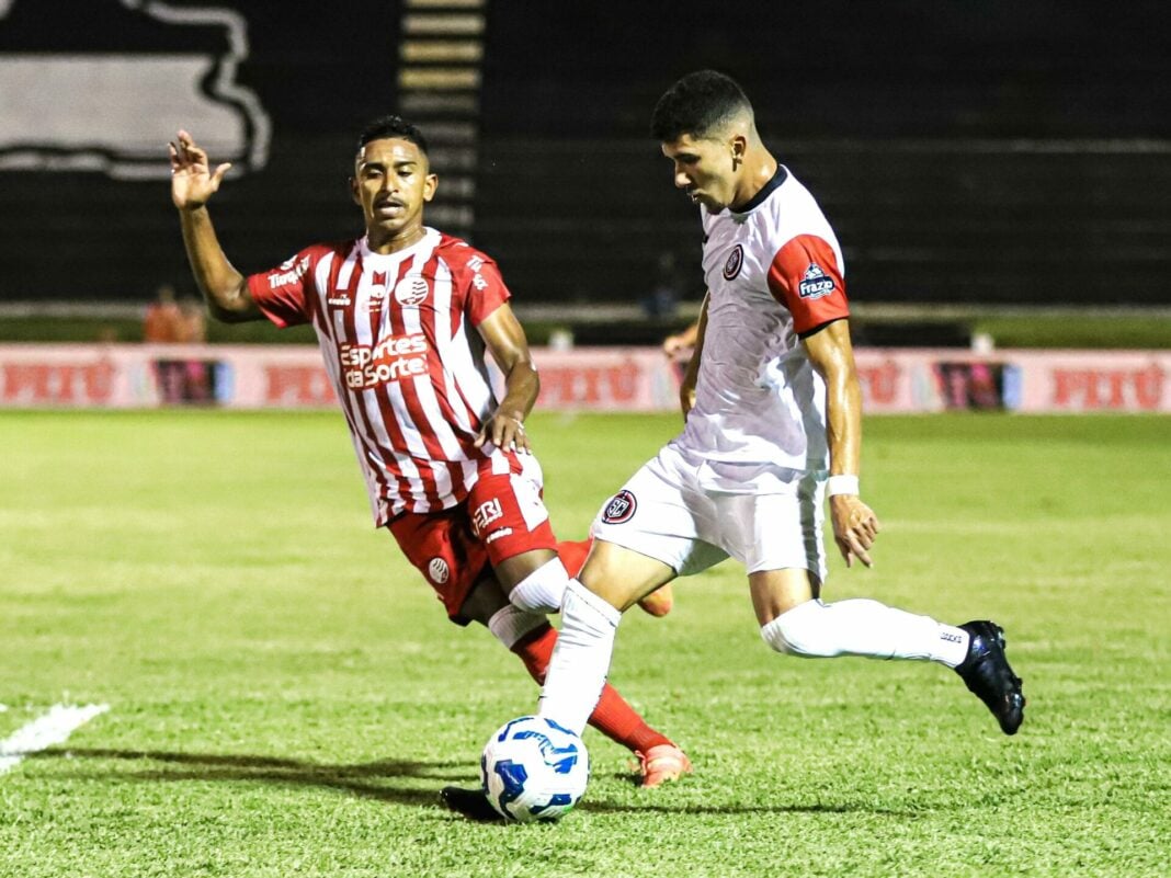 O Santa Cruz perdeu por 4 a 0 e encerrou sua participação na Copa do Brasil. Foto: Plena Comunicação/Santa Cruz FC