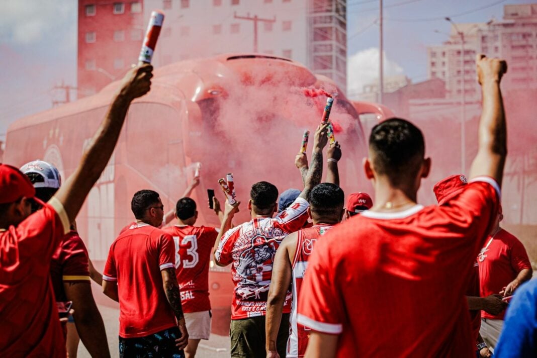 América torcida