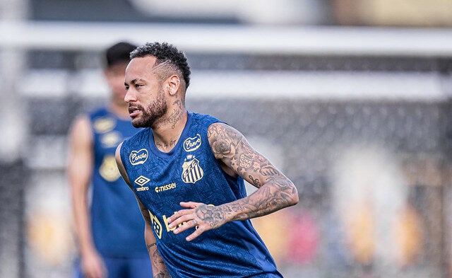 Neymar assinou contrato por seis meses com o Santos. Foto: Raul Baretta/Santos FC.