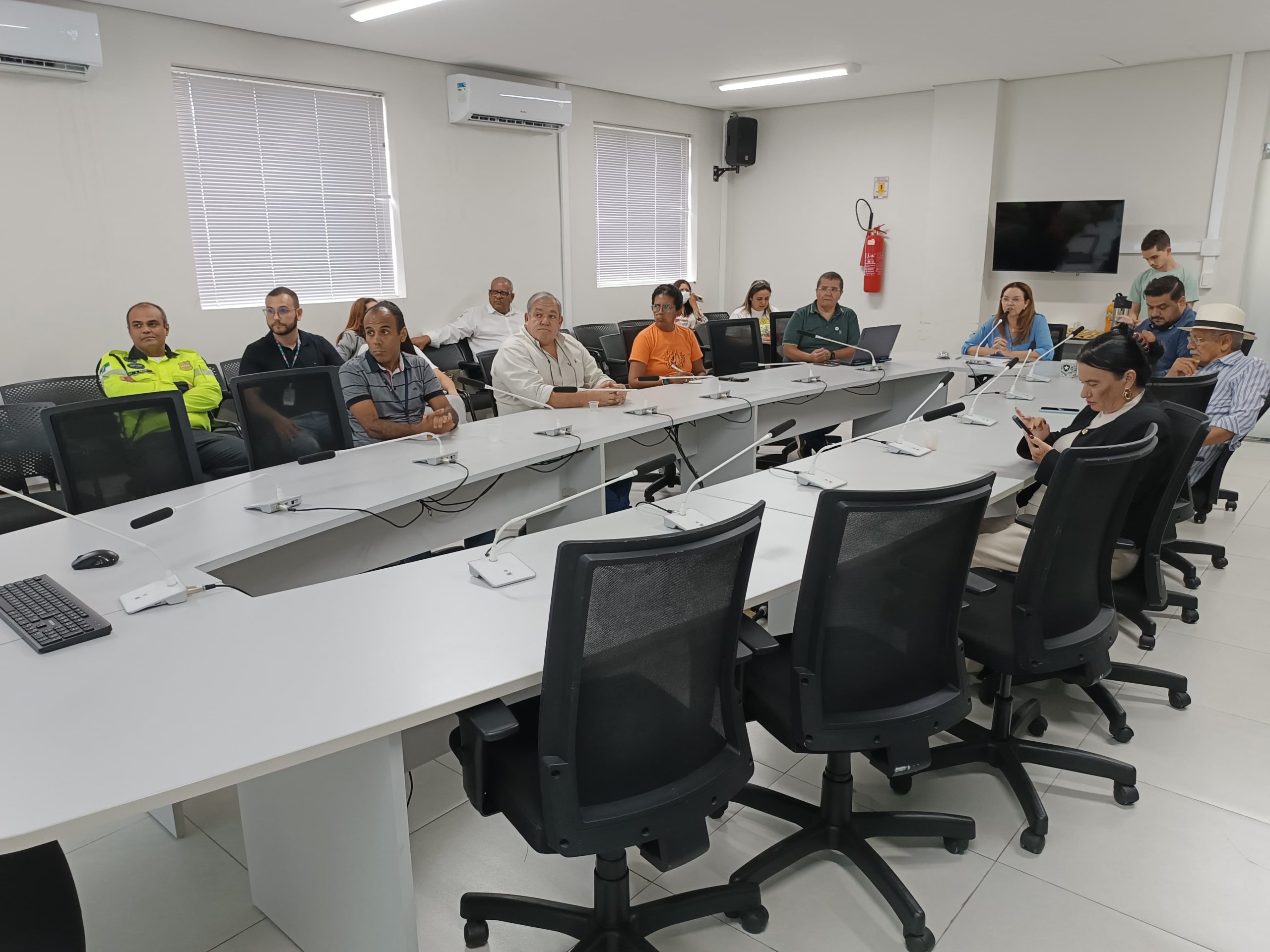 Conselho de Transporte discute ações do projeto Trânsito Cidadão e campanha Maio Amarelo 2025