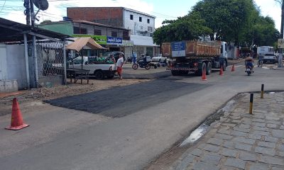 Avenida Chegança, na Zona Norte, recebe operação tapa buraco