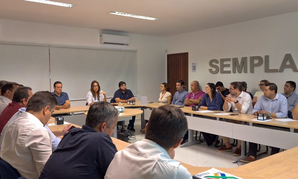 Secretários municipais discutem ações preventivas e corretivas na drenagem urbana
